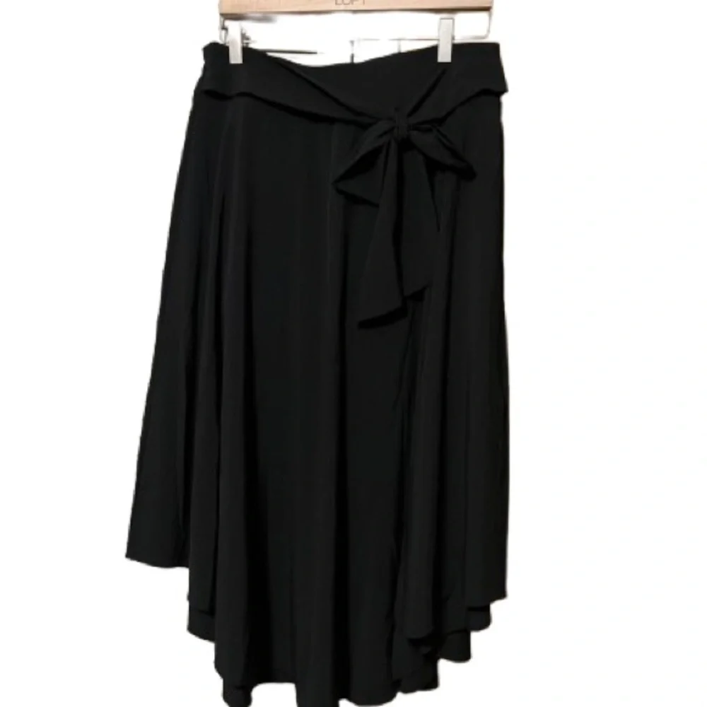 HALARA Black Asymmetrical Midi Skirt with built in shorts - Picture 1 of 3